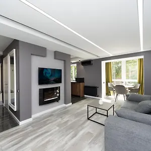 Luxrent On Lesi Ukrainki - Kyiv