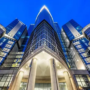 5* מלון Hilton